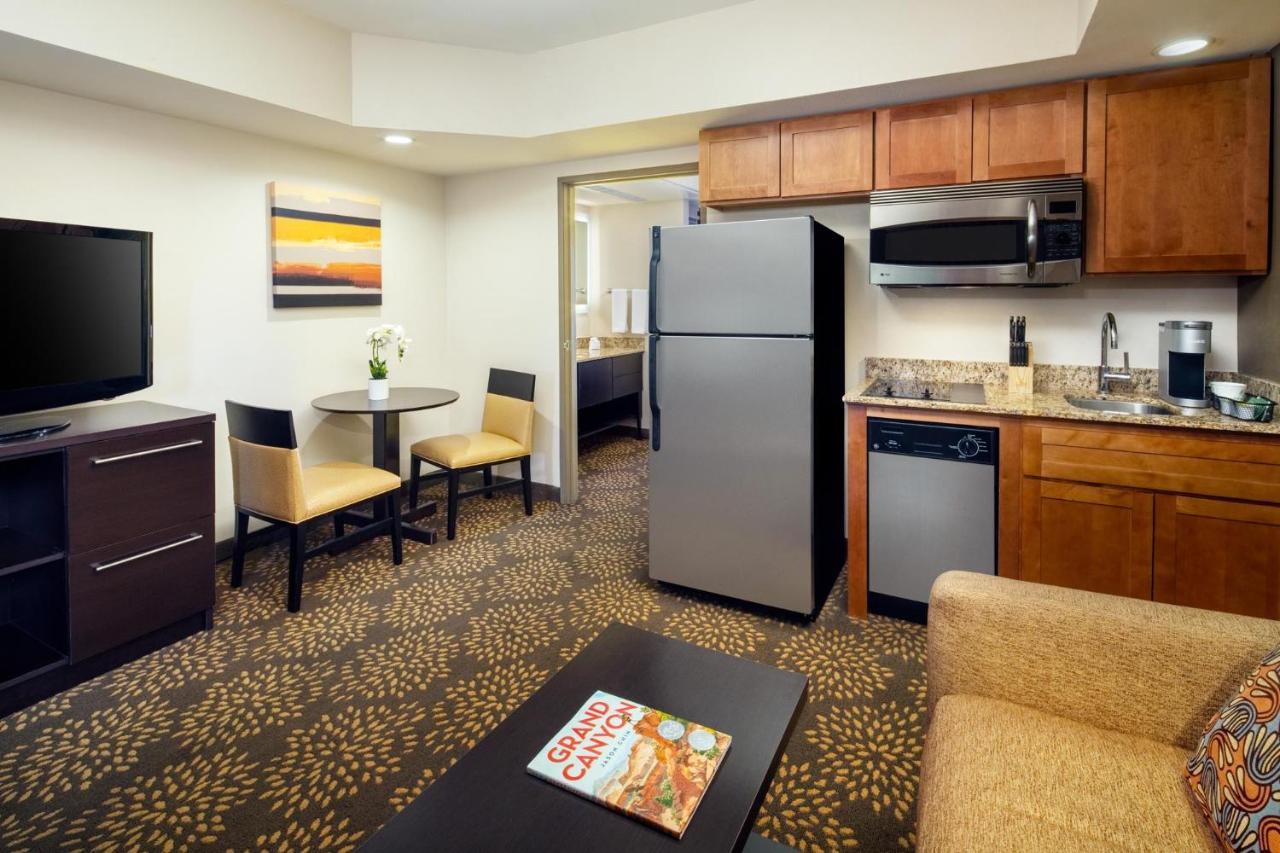 Holiday Inn And Suites Phoenix Airport North By Ihg Zewnętrze zdjęcie