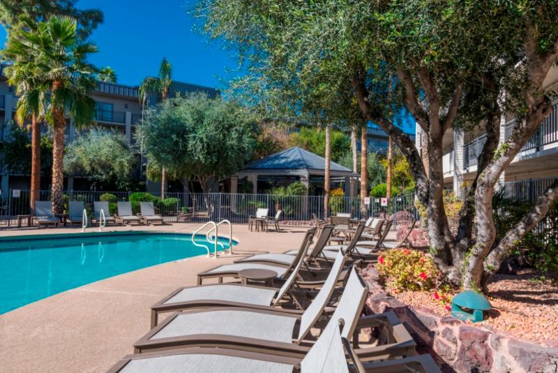 Holiday Inn And Suites Phoenix Airport North By Ihg Zewnętrze zdjęcie
